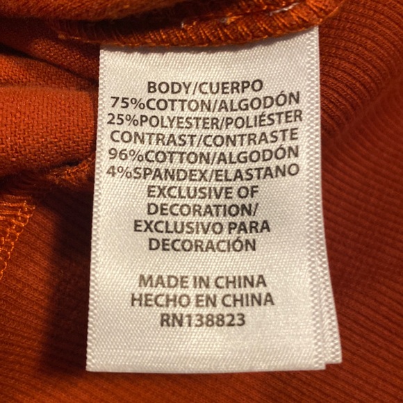 Shyanne Women’s Sweater - Picture 4 of 4